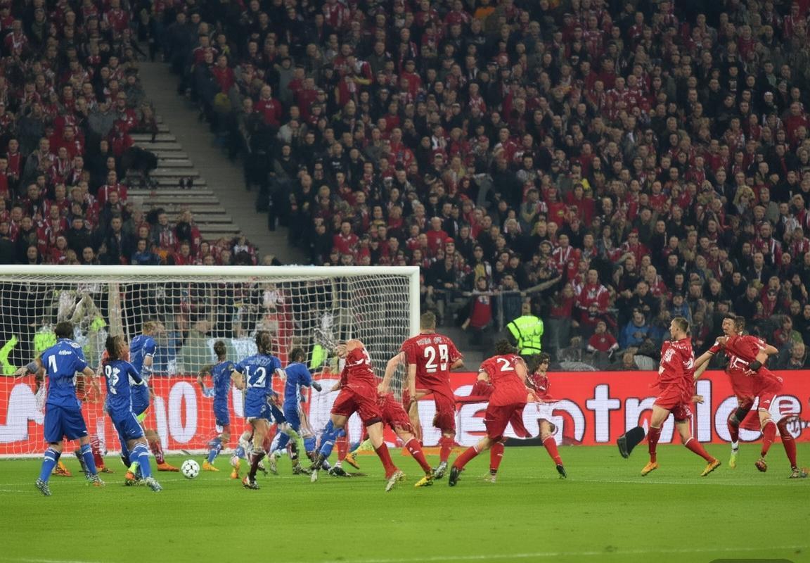 拜仁慕尼黑vs里昂：欧冠巅峰对决战术解析与经典瞬间回顾