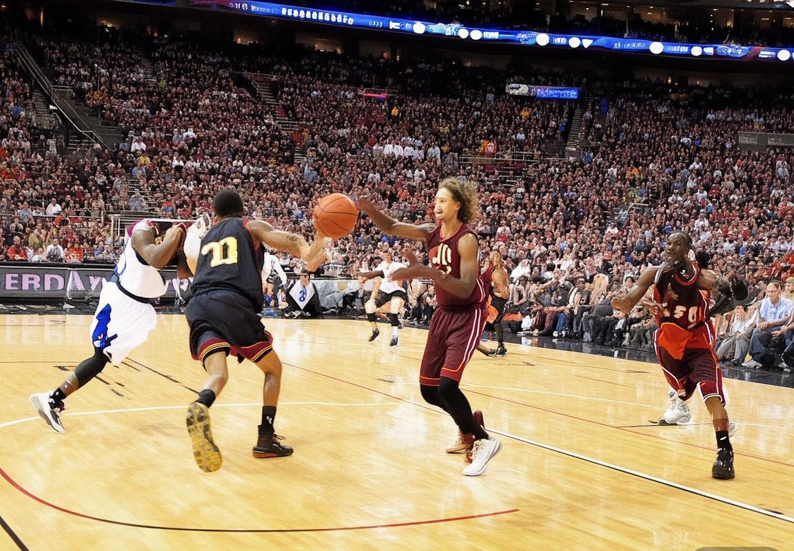 2015NBA季前赛：骑士热火巅峰对决回顾与反思